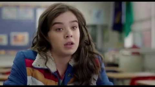 Hailee Steinfeld Proposes Pet Store Sex in <i>The Edge Of Seventeen </i>Trailer